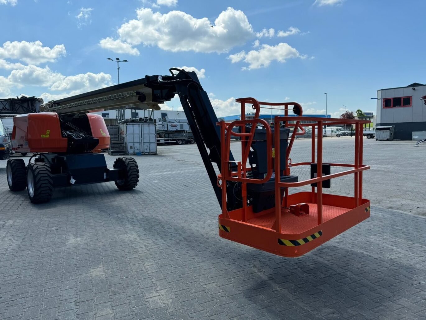 8898BCB5 3A7F 4600 B447 9C7AC743BFFA